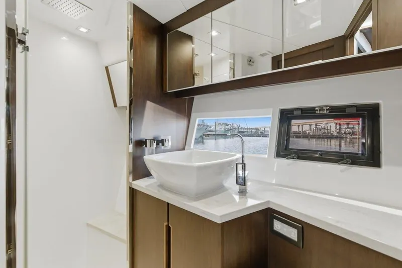 Nuckingfuts III Yacht Photos Pics Galeon 58 560 Sky Nuckingfuts- Head