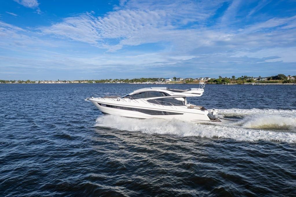 2017 Galeon 58 