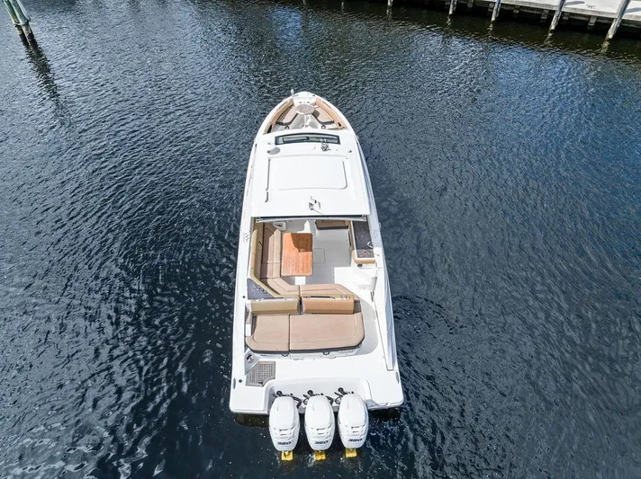  Yacht Photos Pics 2019 Sea Ray SLX 400 OB boat on water, aerial view.