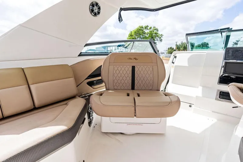  Yacht Photos Pics Interior of 2019 Sea Ray SLX 400 OB boat with luxurious seating.