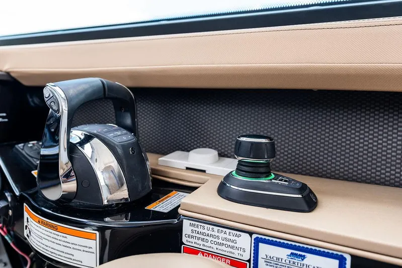  Yacht Photos Pics Control panel of 2019 Sea Ray SLX 400 OB boat, featuring throttle and joystick controls.