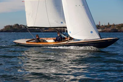 C.W. Hood 32 Daysailer