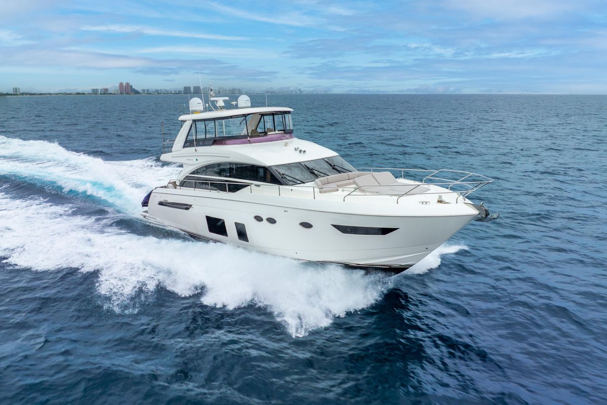 2018 Princess 68 