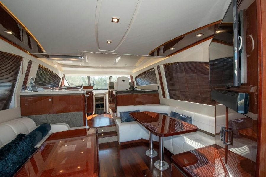 2017 Sea Ray 510 Flybridge