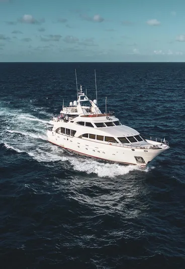 Marques Yacht Photos Pics 2008 Benetti Tradition 100 yacht cruising on open sea.