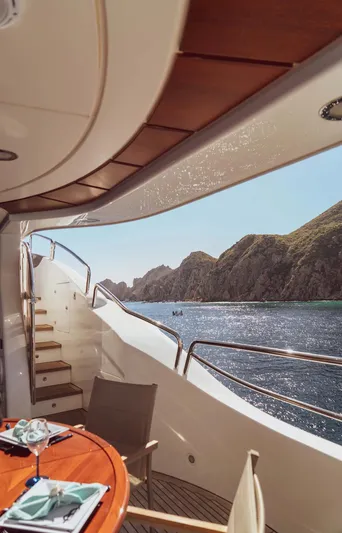 Marques Yacht Photos Pics Luxury yacht deck with ocean view, Benetti Tradition 100, 2008.