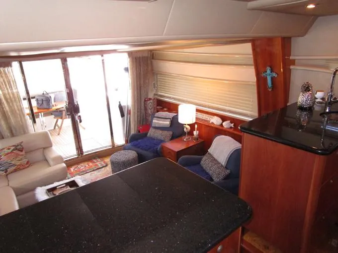 Sedona Yacht Photos Pics Salon Looking Aft