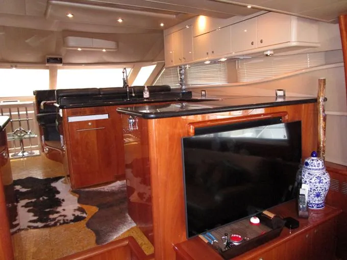 Sedona Yacht Photos Pics Salon TV