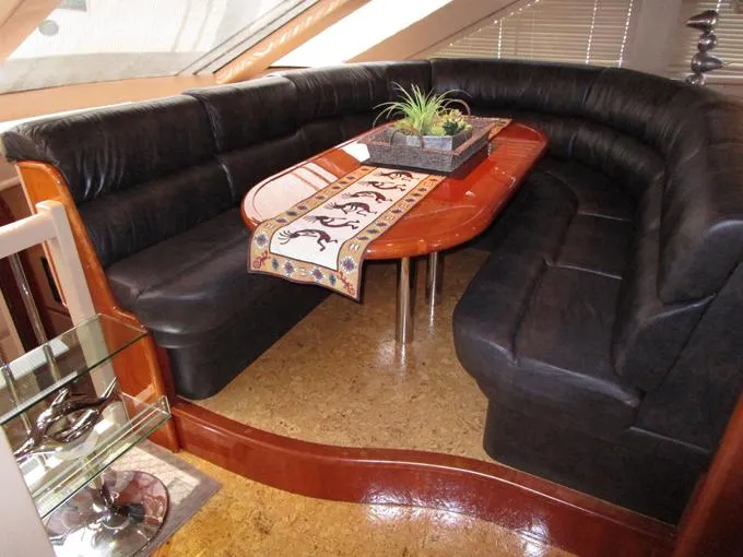 Sedona Yacht Photos Pics Forward Dining