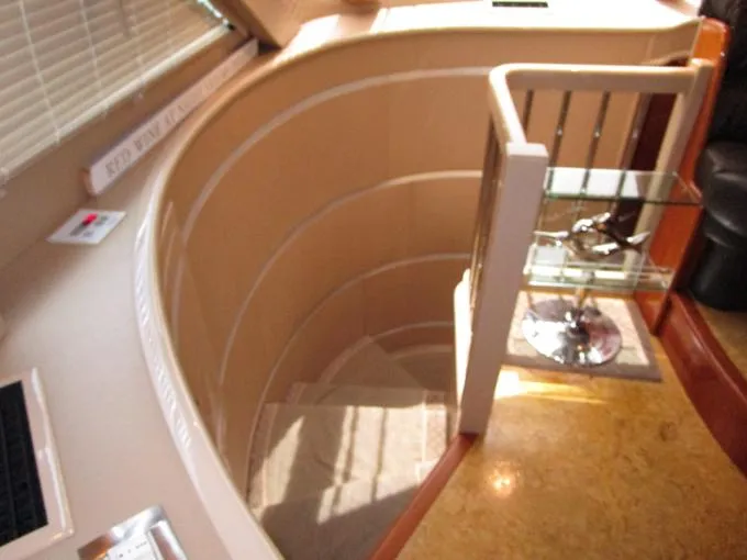 Sedona Yacht Photos Pics Extra Wide Companionway