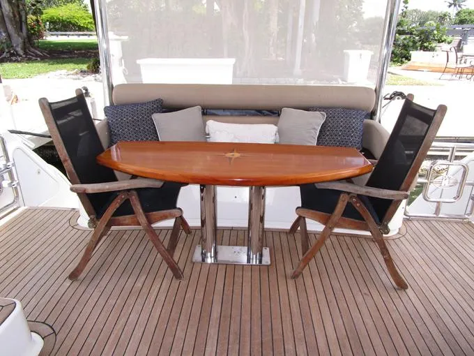 Sedona Yacht Photos Pics Aft Deck Dining