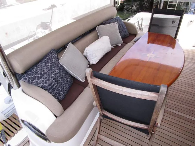 Sedona Yacht Photos Pics Aft Deck Table