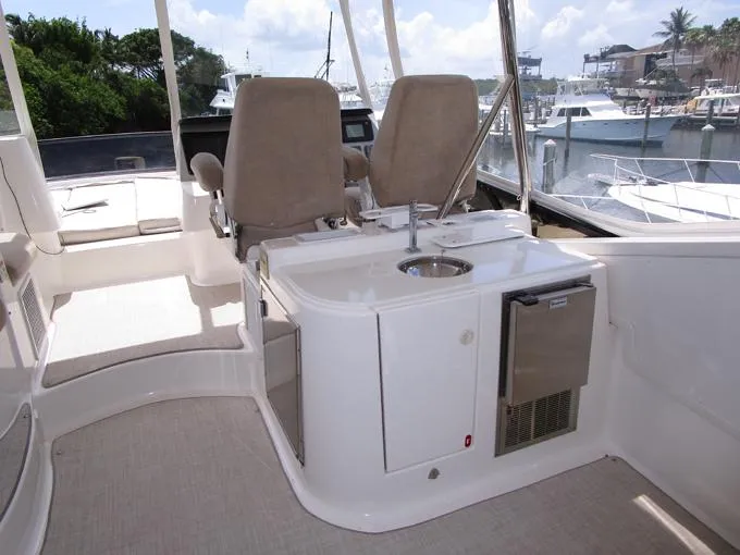 Sedona Yacht Photos Pics Flybridge Bar