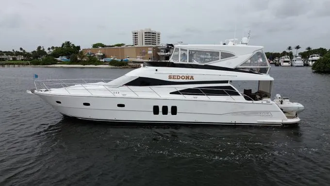 Sedona Yacht Photos Pics Alternate Profile