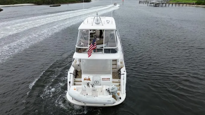 Sedona Yacht Photos Pics Stern View