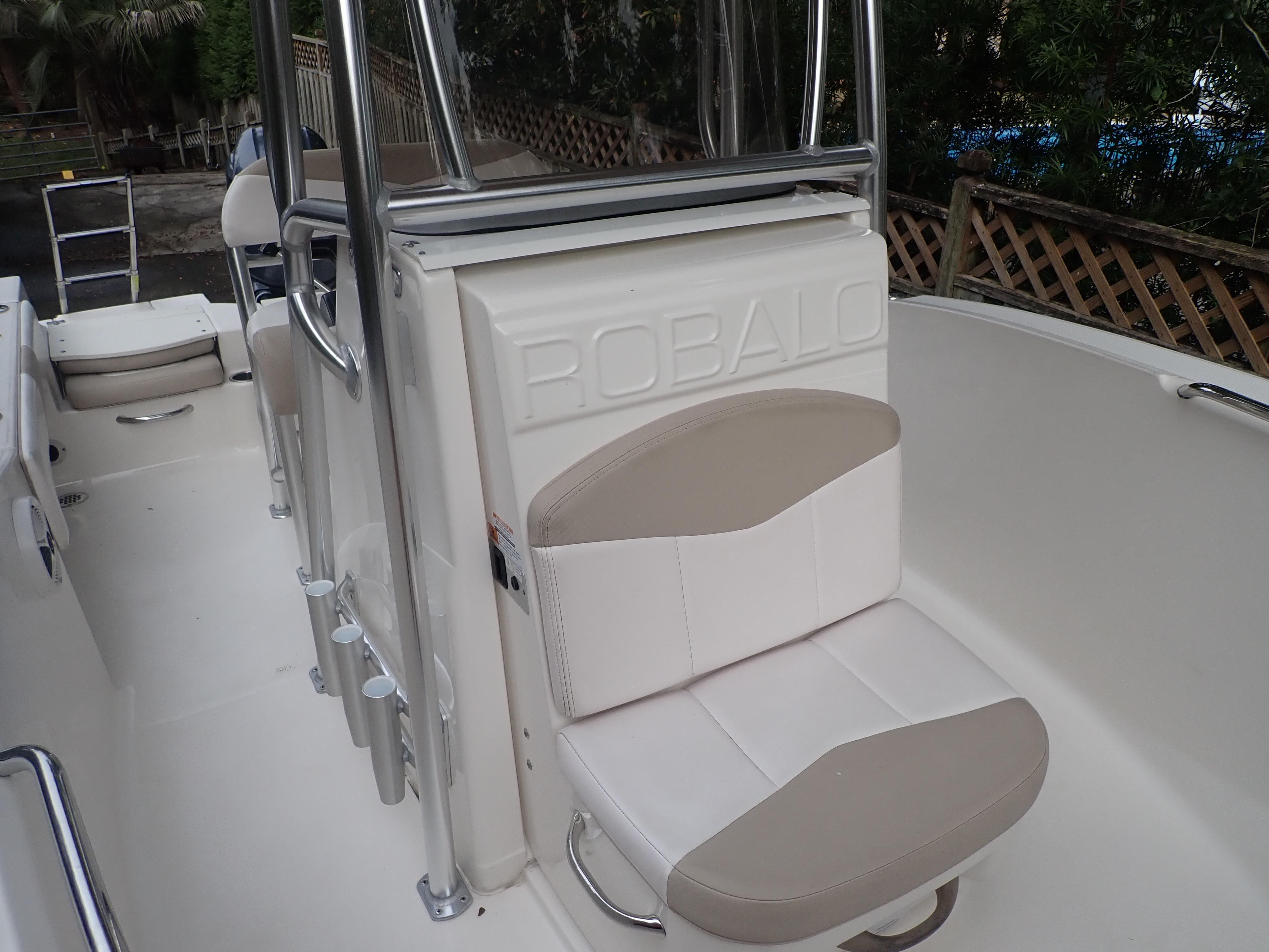 2021 Robalo R180 Center Console Center Console for sale - YachtWorld