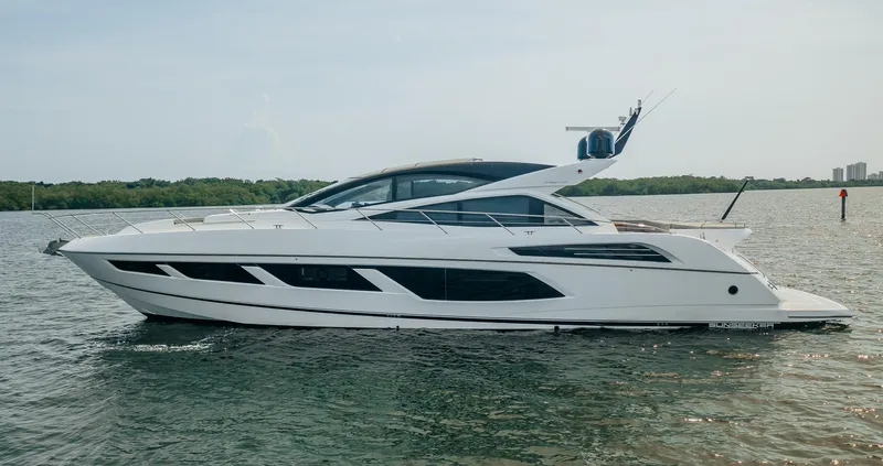 Gravitas Yacht Photos Pics 