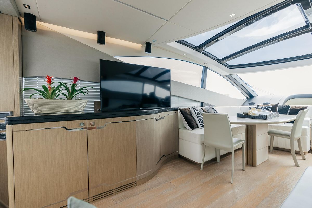 2018 Sunseeker 68 
