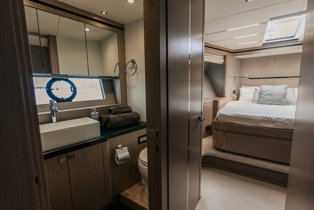2018 Sunseeker 68 