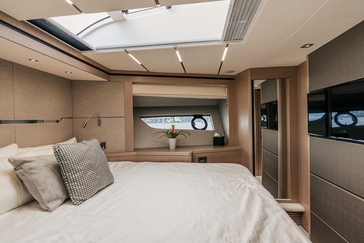 2018 Sunseeker 68 