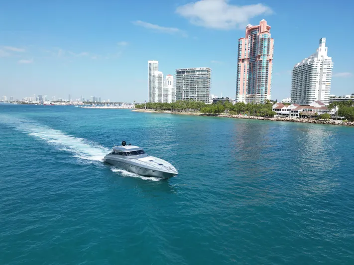 Alchemy Yacht Photos Pics 