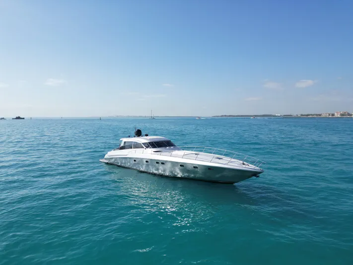 Alchemy Yacht Photos Pics 