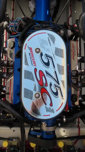  Yacht Photos Pics Mercury Racing 575 SCi engine in a 2002 Fountain 47 Lightning boat.