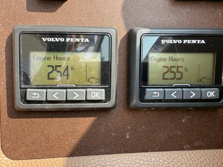  Yacht Photos Pics Volvo Penta engine hour meters showing 254 and 255 hours on a 2015 Cobalt 302.