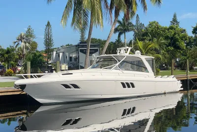 2019 Intrepid 475 Sport Yacht