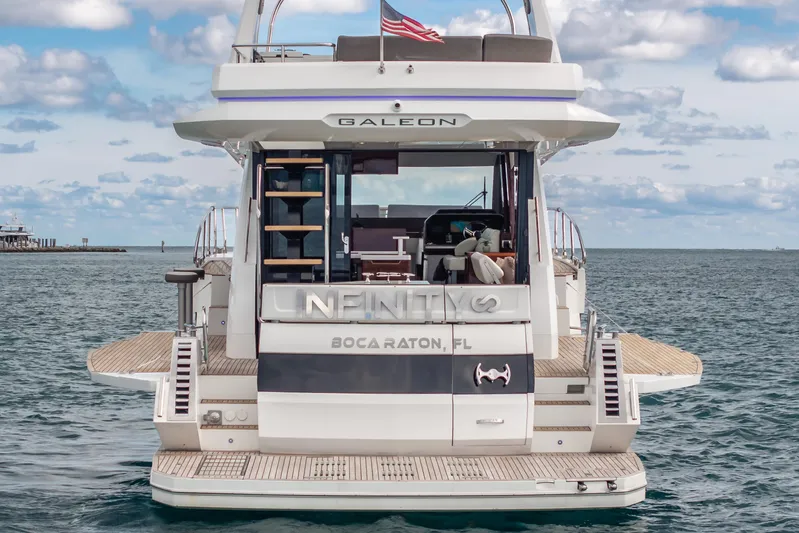 Infinity Yacht Photos Pics 2020 Galeon 500 Fly yacht on ocean, rear view, Boca Raton, FL.
