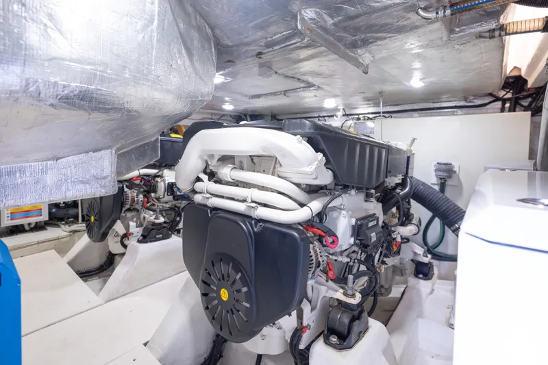 Infinity Yacht Photos Pics Engine room of 2020 Galeon 500 Fly yacht, showcasing modern machinery and components.
