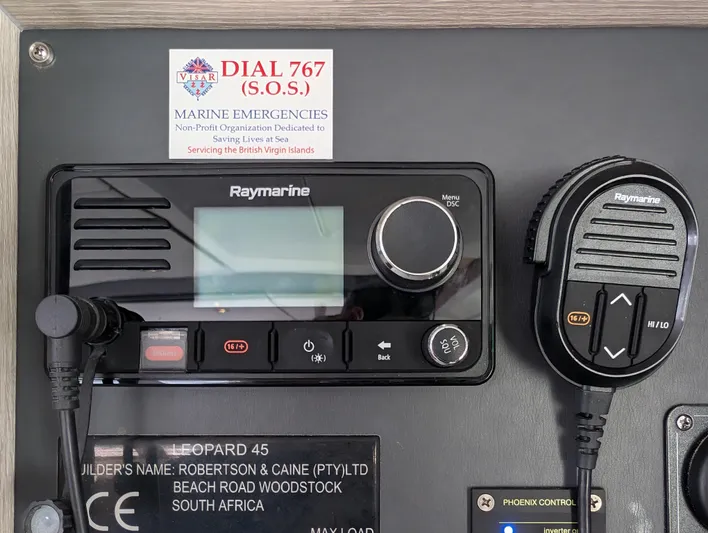 Salty Kiss Yacht Photos Pics 