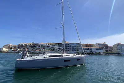 2023 Beneteau Oceanis 34.1