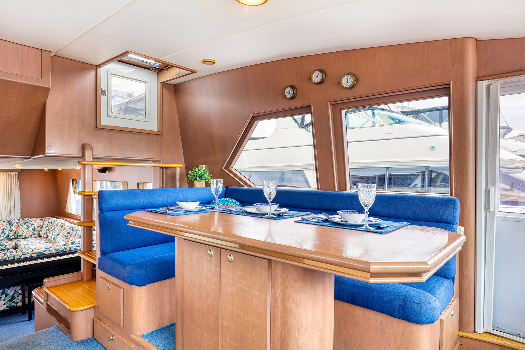 1999 Forbes Cooper Queenship Pilothouse Motoryacht Pilothouse for sale ...