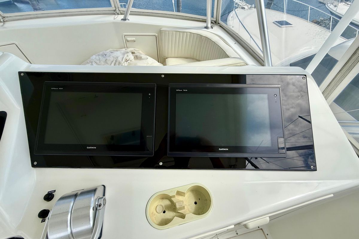 2000 Ocean Yachts 48 