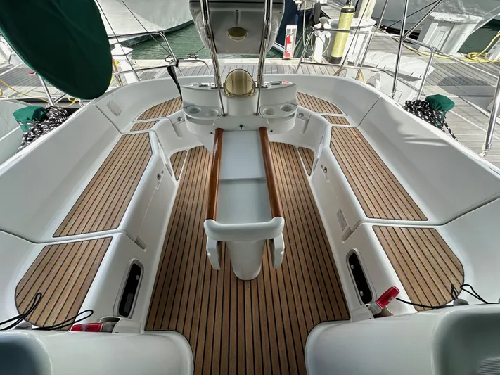 Knot Inspired Yacht Photos Pics 