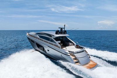 Yacht