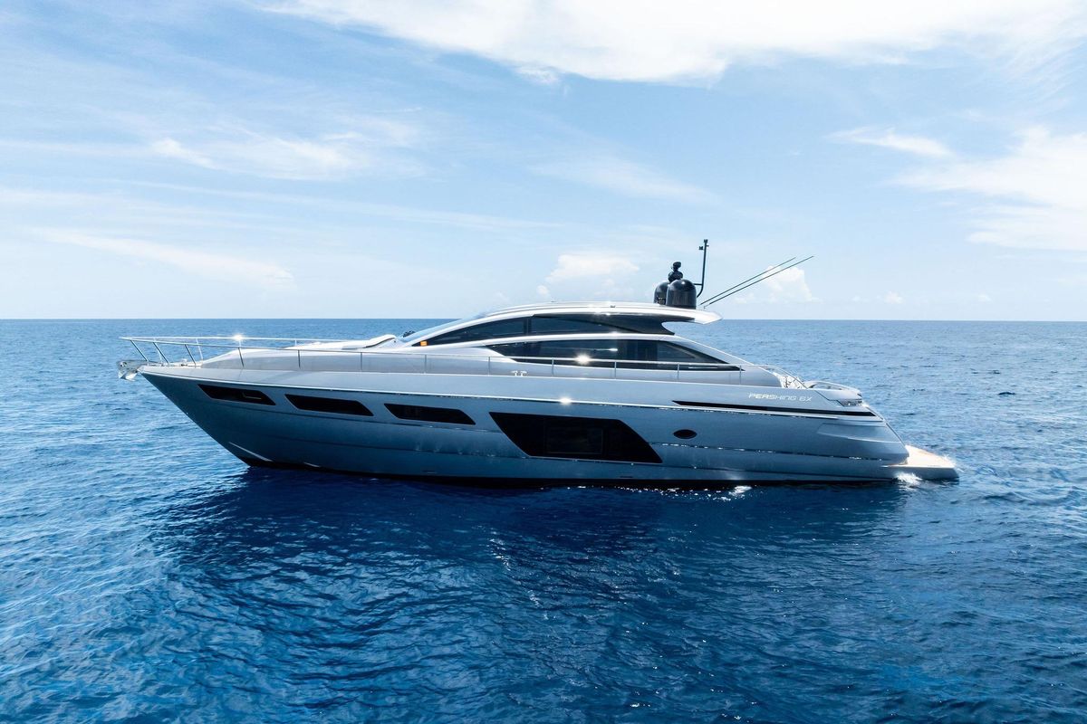 2024 Pershing 62 