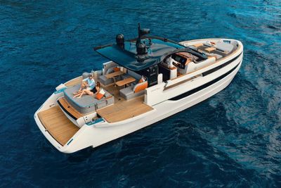 Yacht