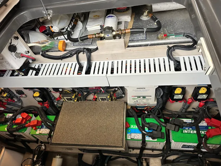  Yacht Photos Pics Engine compartment of 2016 Sea Ray 400 Sundancer with batteries and wiring.