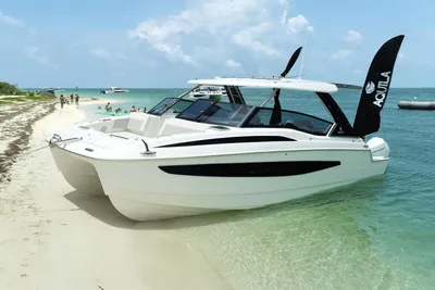Aquila 32 Sport