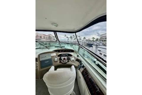 Play It Again Yacht Photos Pics 2001 Sea Ray Sundancer 540 yacht cockpit with marina view.