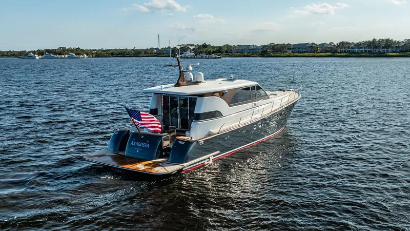 Aragosta Yacht Photos Pics 