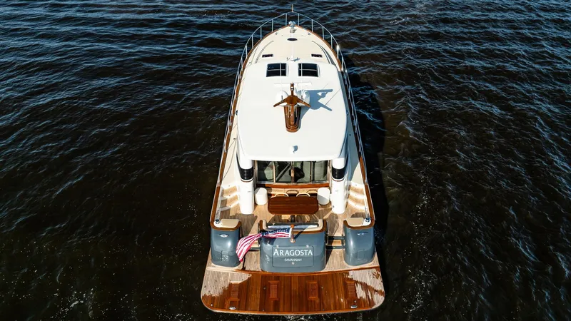 Aragosta Yacht Photos Pics 