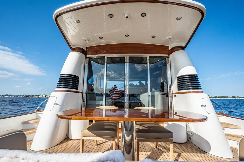 Aragosta Yacht Photos Pics 