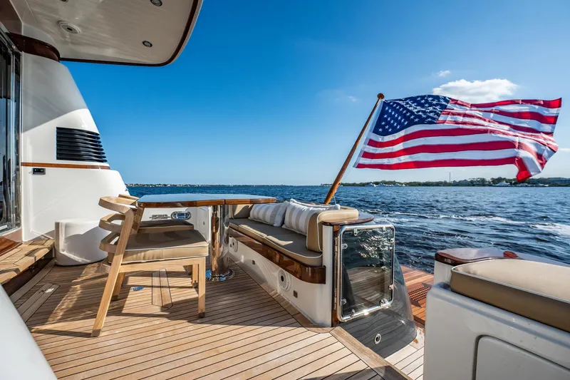 Aragosta Yacht Photos Pics 