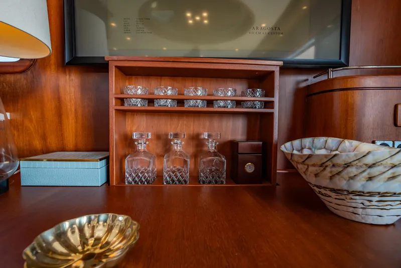 Aragosta Yacht Photos Pics 