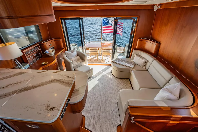 Aragosta Yacht Photos Pics 