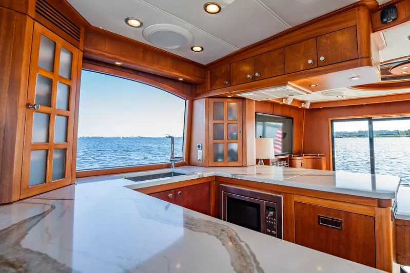 Aragosta Yacht Photos Pics 