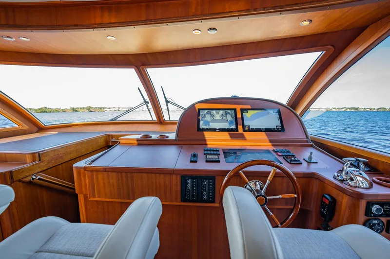 Aragosta Yacht Photos Pics 